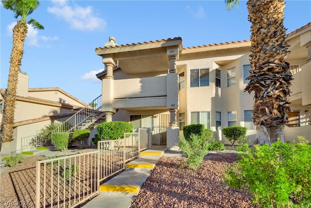 7937 Diamond Rock, Las Vegas, NV 89128