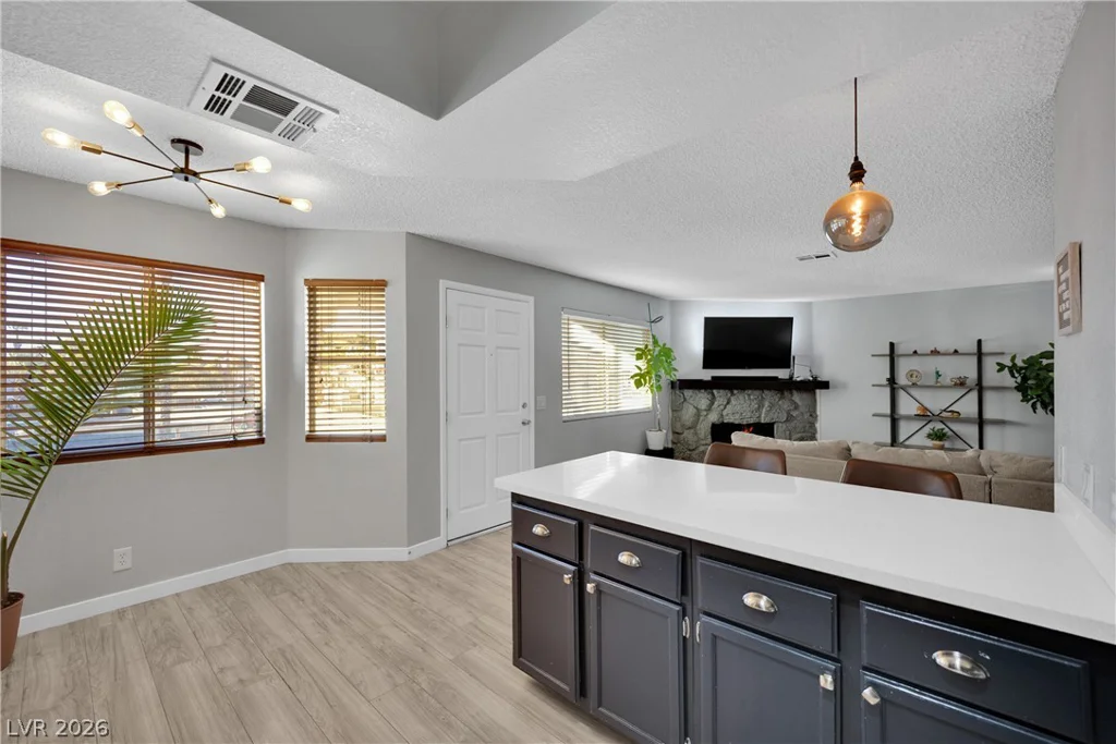7937 Diamond Rock, Las Vegas, NV 89128