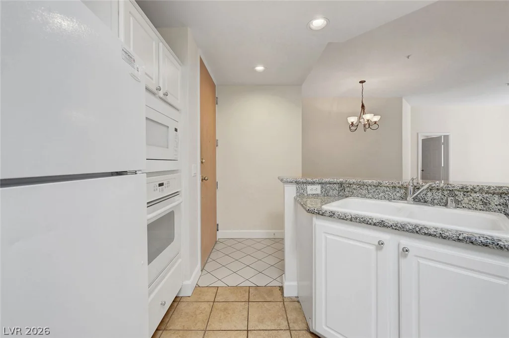 51 Agate, Las Vegas, NV 89123