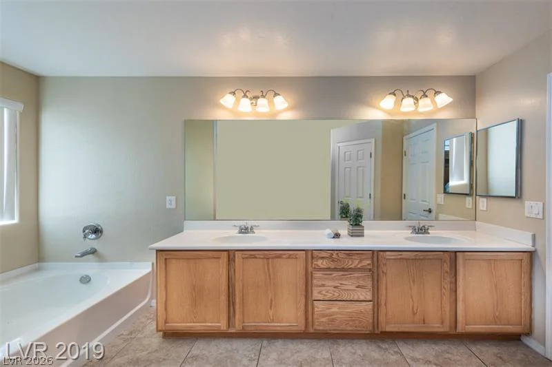 4420 Penguin, North Las Vegas, NV 89084