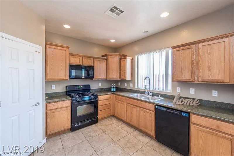4420 Penguin, North Las Vegas, NV 89084