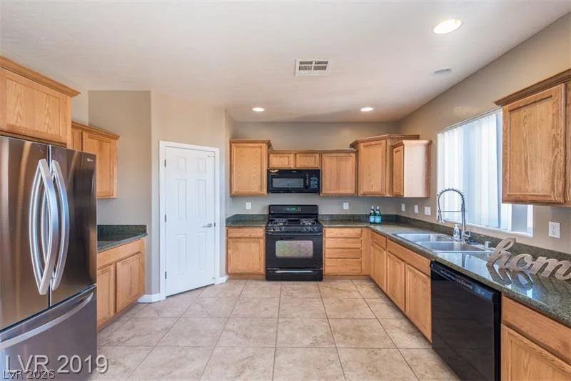 4420 Penguin, North Las Vegas, NV 89084