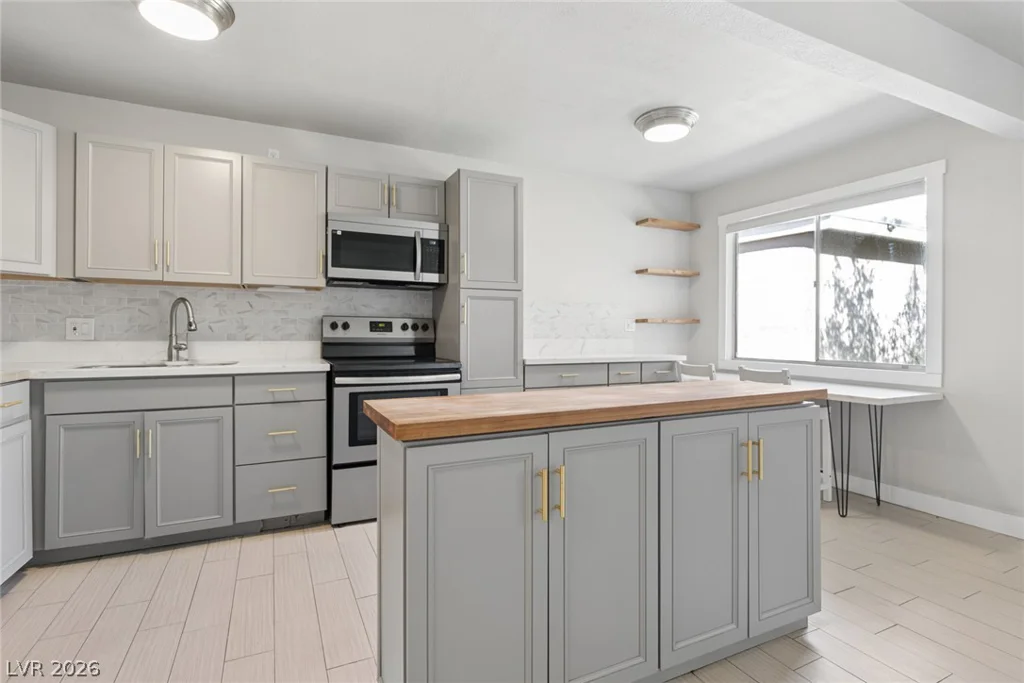 304 Orland, Las Vegas, NV 89107
