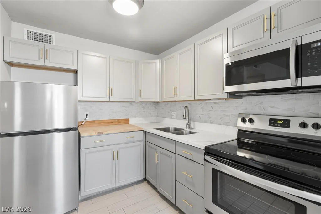 304 Orland, Las Vegas, NV 89107