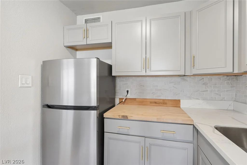 304 Orland, Las Vegas, NV 89107