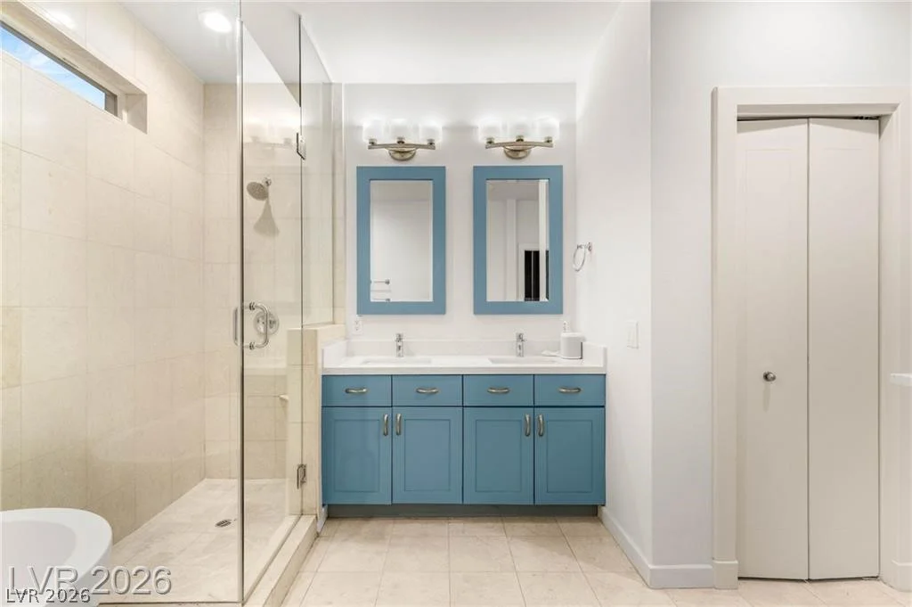 4545 Dean Martin, Las Vegas, NV 89103