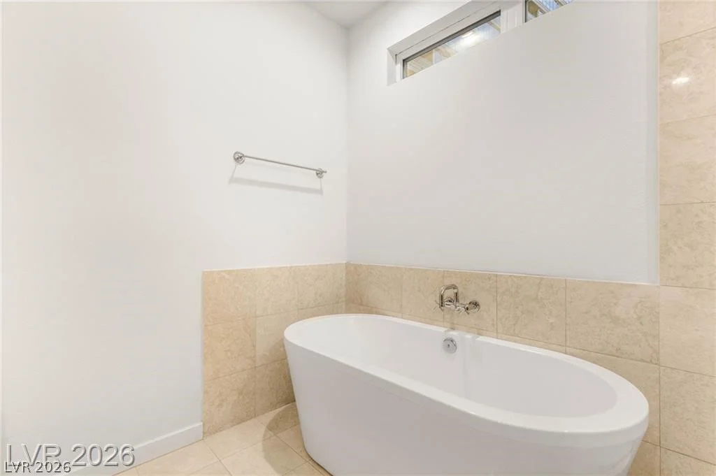 4545 Dean Martin, Las Vegas, NV 89103