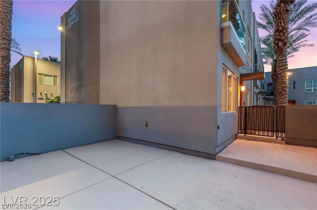 4545 Dean Martin, Las Vegas, NV 89103