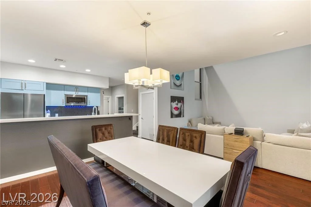 4545 Dean Martin, Las Vegas, NV 89103