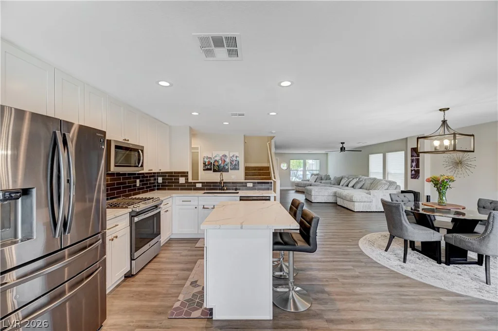 4916 Apache Valley, Las Vegas, NV 89131