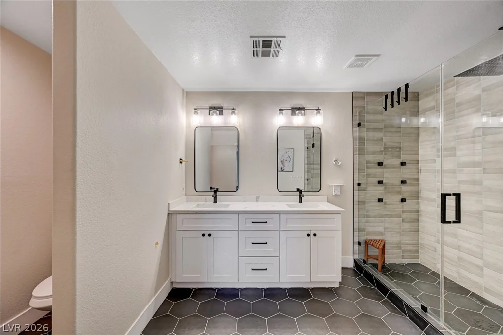 4916 Apache Valley, Las Vegas, NV 89131