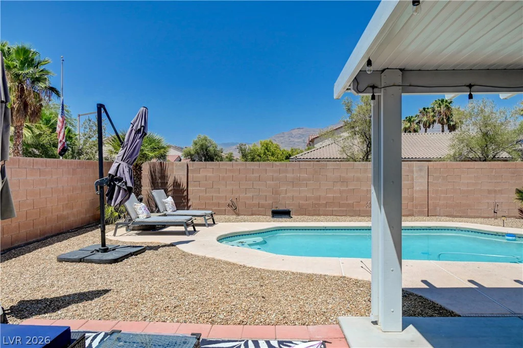 4916 Apache Valley, Las Vegas, NV 89131