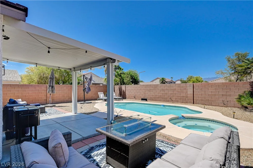 4916 Apache Valley, Las Vegas, NV 89131
