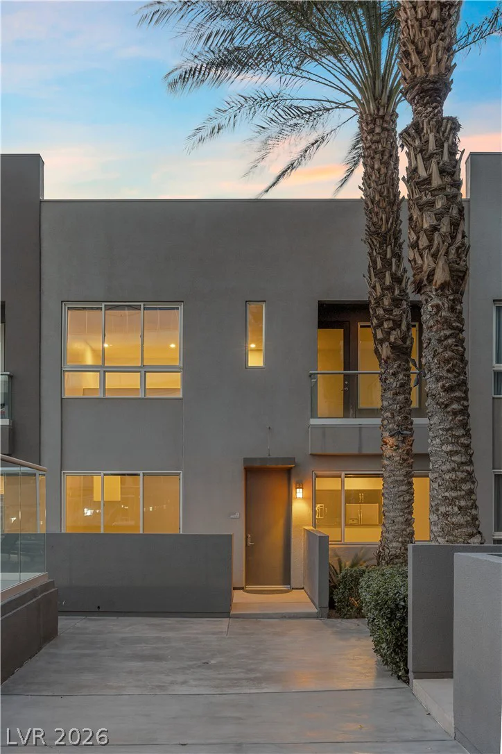 4565 Dean Martin, Las Vegas, NV 89103