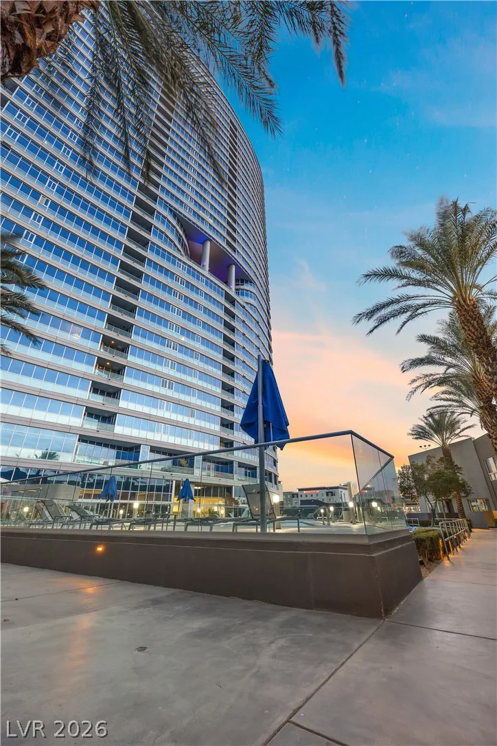4565 Dean Martin, Las Vegas, NV 89103