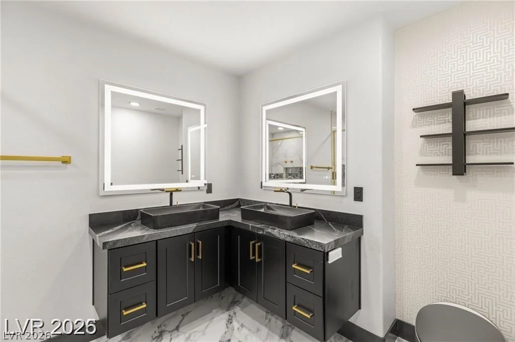 9029 Rivers Edge, Las Vegas, NV 89117