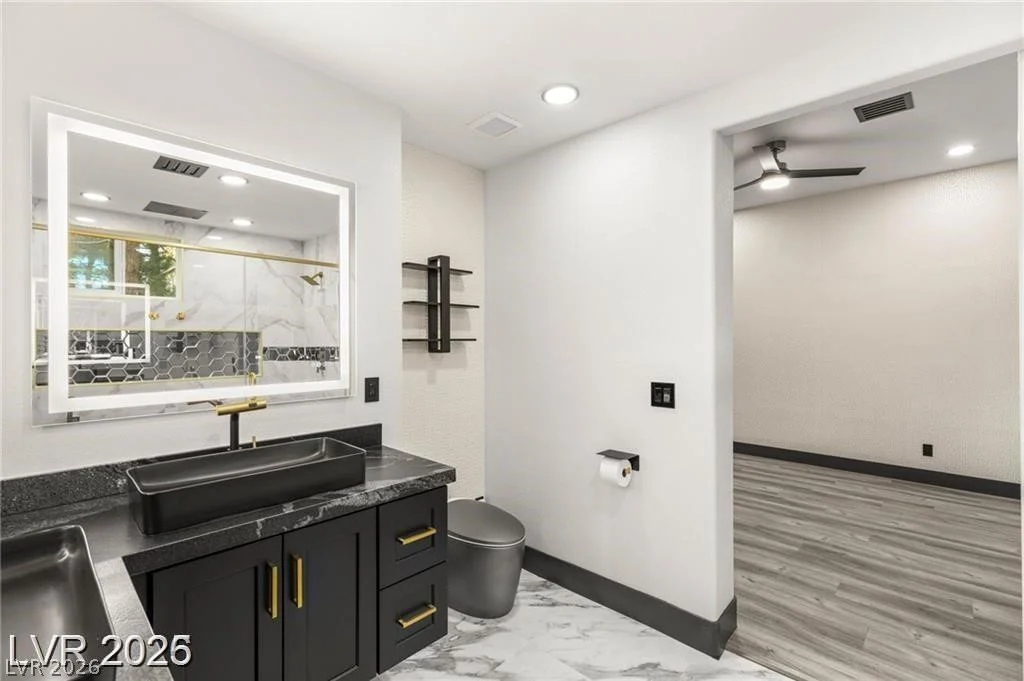 9029 Rivers Edge, Las Vegas, NV 89117