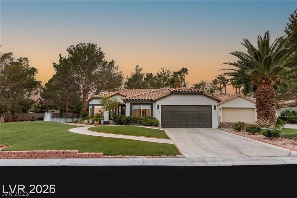 9029 Rivers Edge, Las Vegas, NV 89117