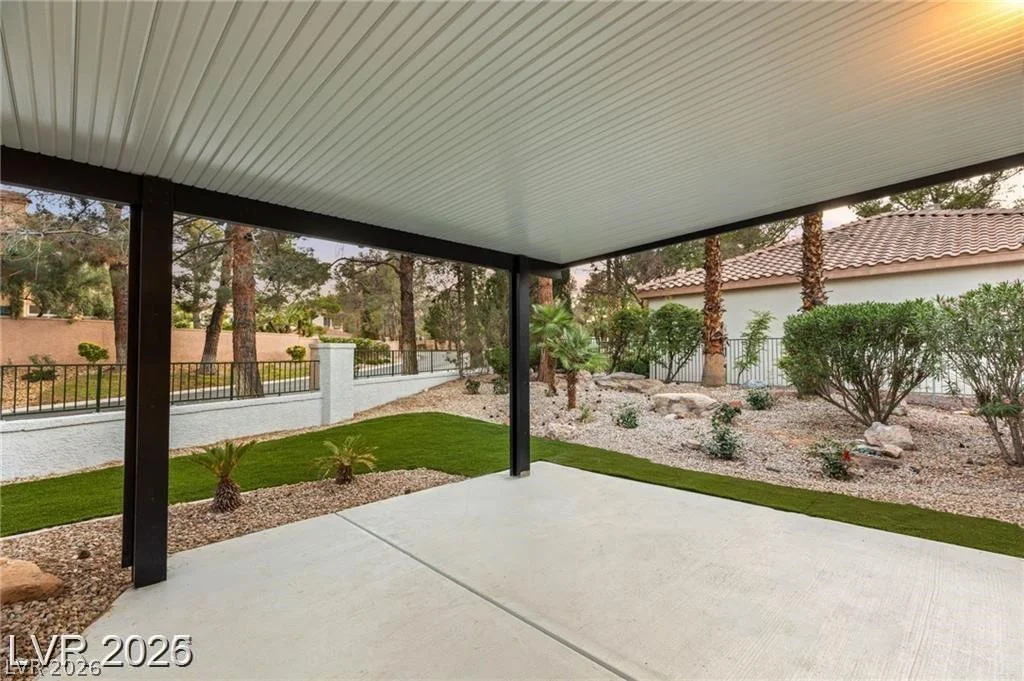 9029 Rivers Edge, Las Vegas, NV 89117