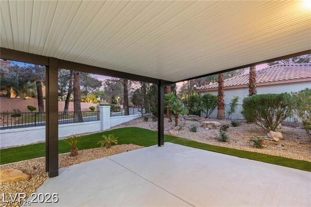 9029 Rivers Edge, Las Vegas, NV 89117