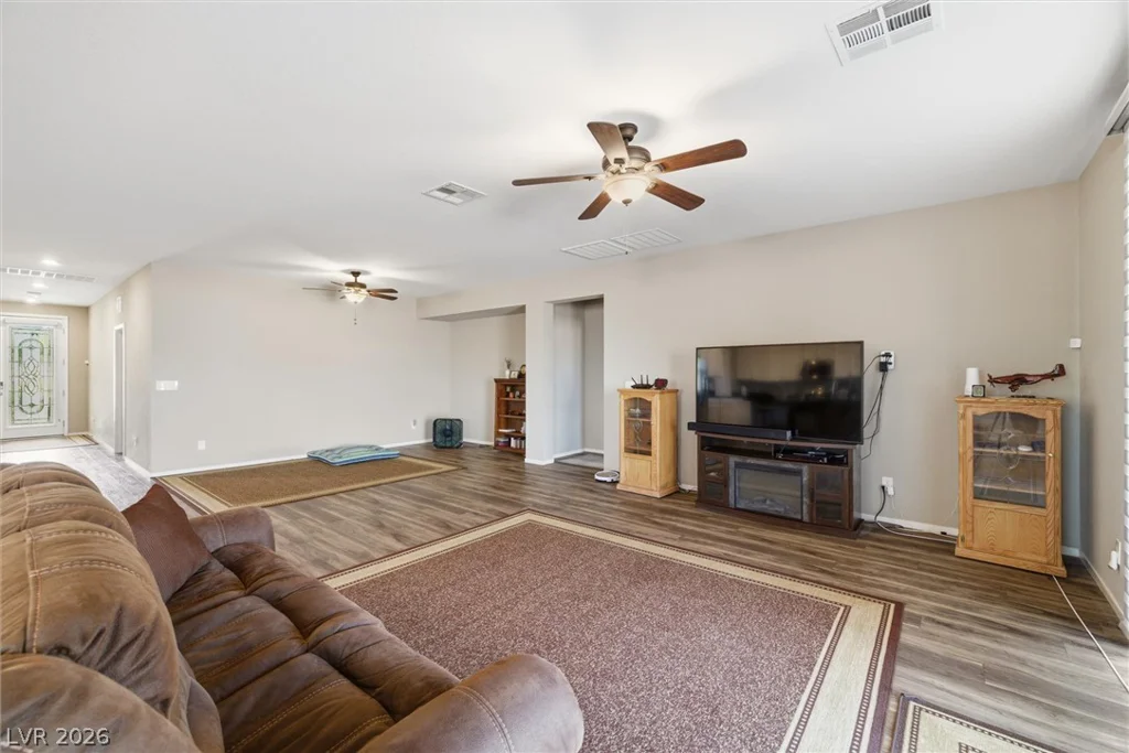 4700 Suntree, Pahrump, NV 89061