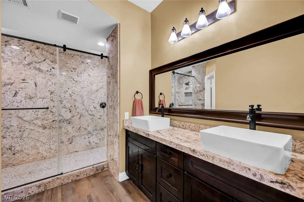 9272 Drifting Bay, Las Vegas, NV 89123