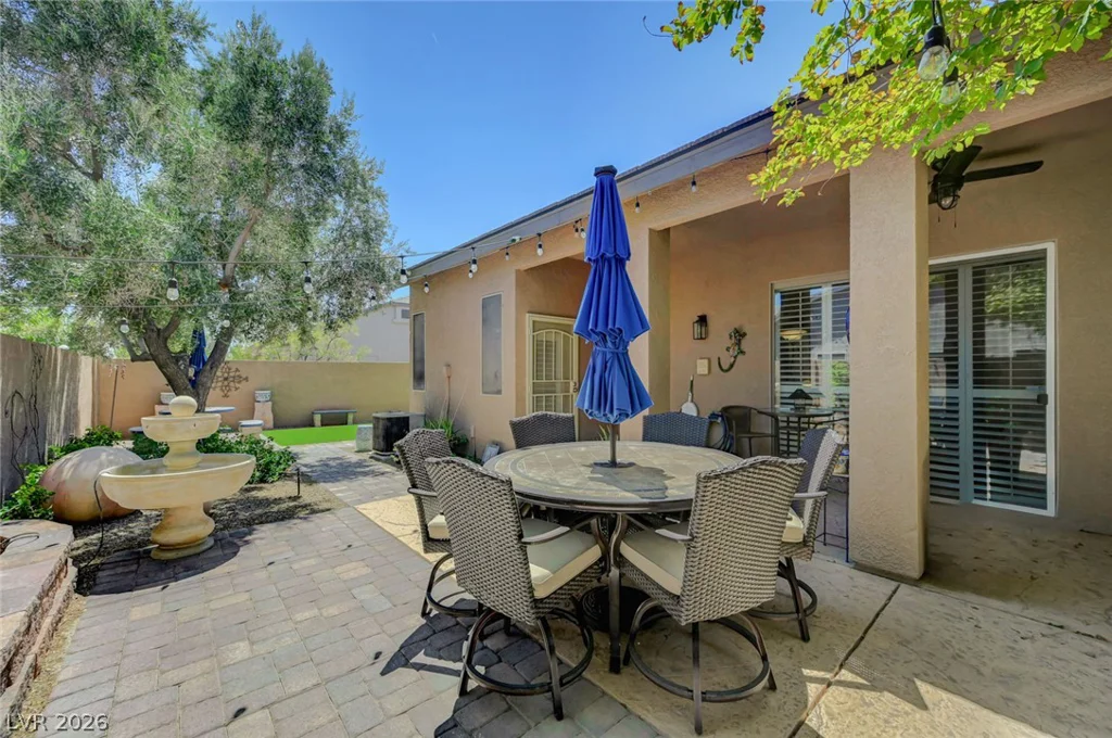 9272 Drifting Bay, Las Vegas, NV 89123