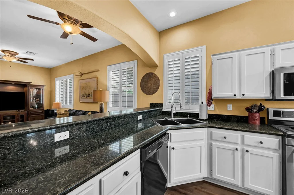 9272 Drifting Bay, Las Vegas, NV 89123