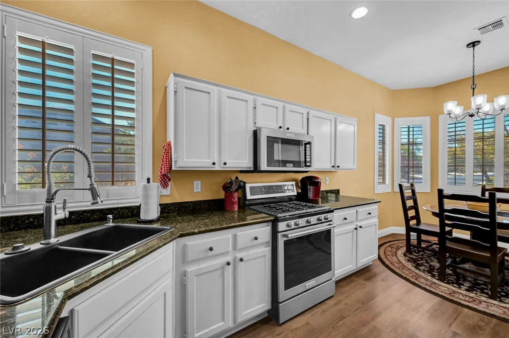9272 Drifting Bay, Las Vegas, NV 89123