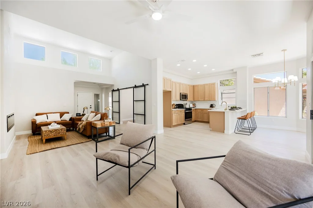 10017 Bundella, Las Vegas, NV 89134