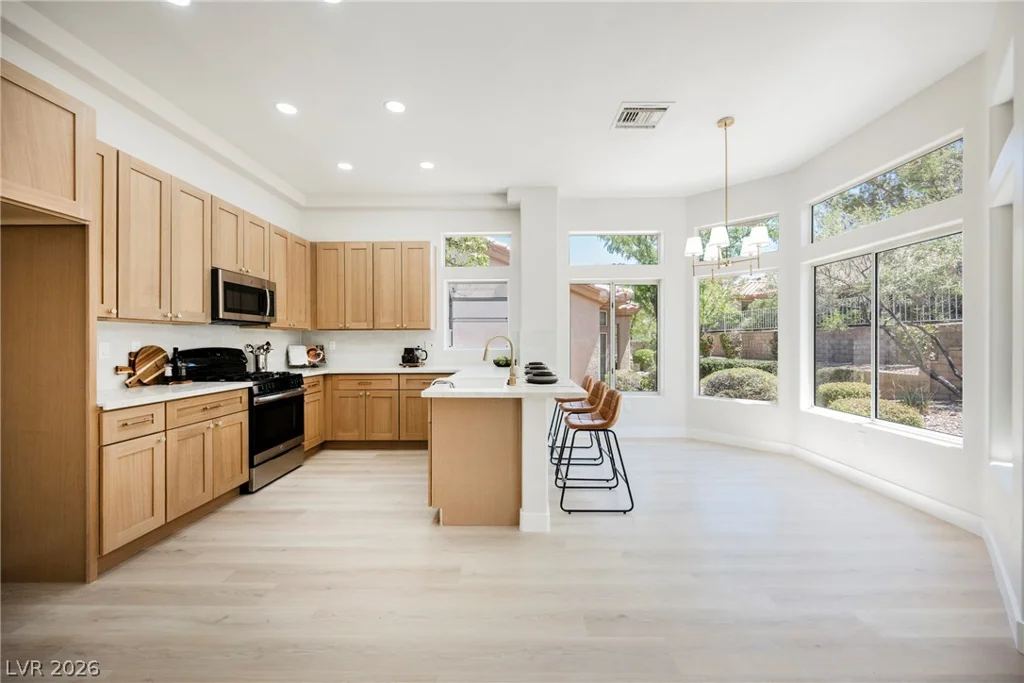 10017 Bundella, Las Vegas, NV 89134