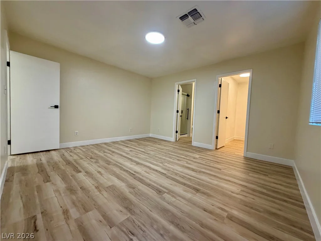 4875 Baltimore, Las Vegas, NV 89104