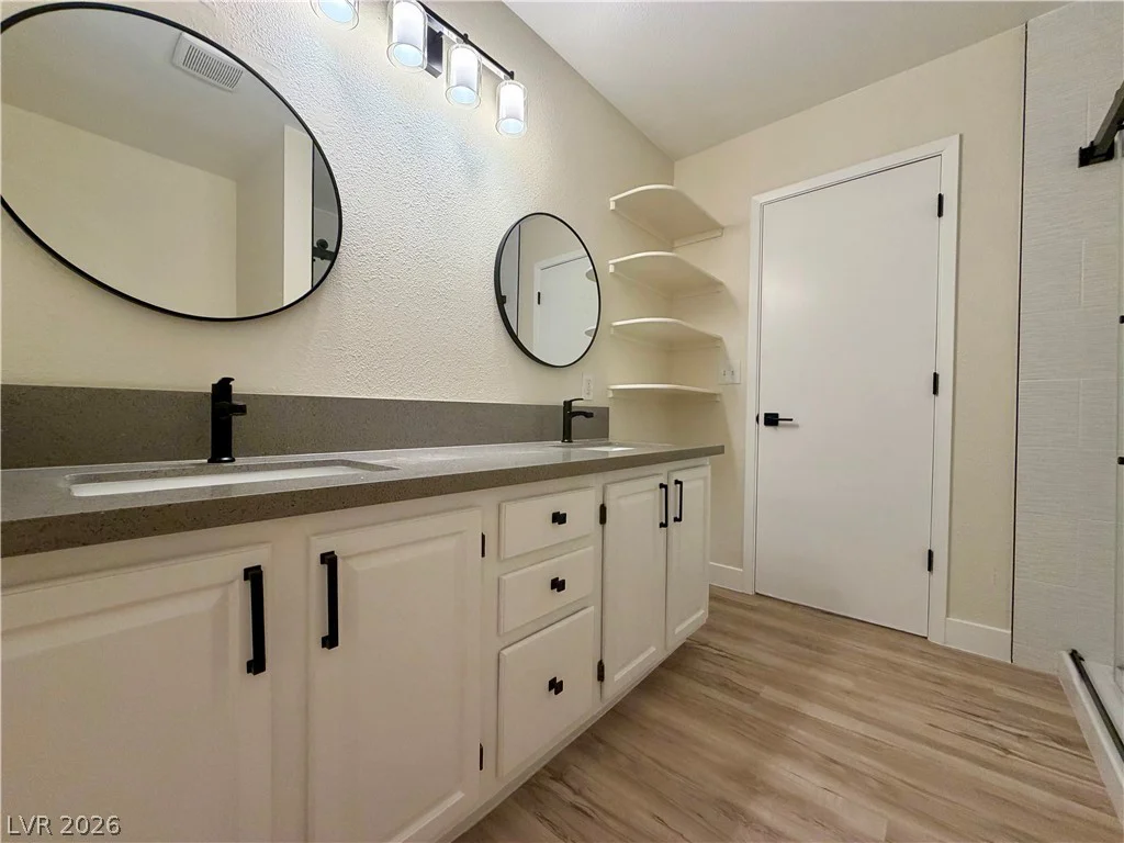4875 Baltimore, Las Vegas, NV 89104