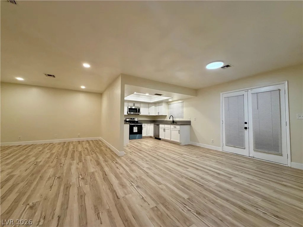 4875 Baltimore, Las Vegas, NV 89104