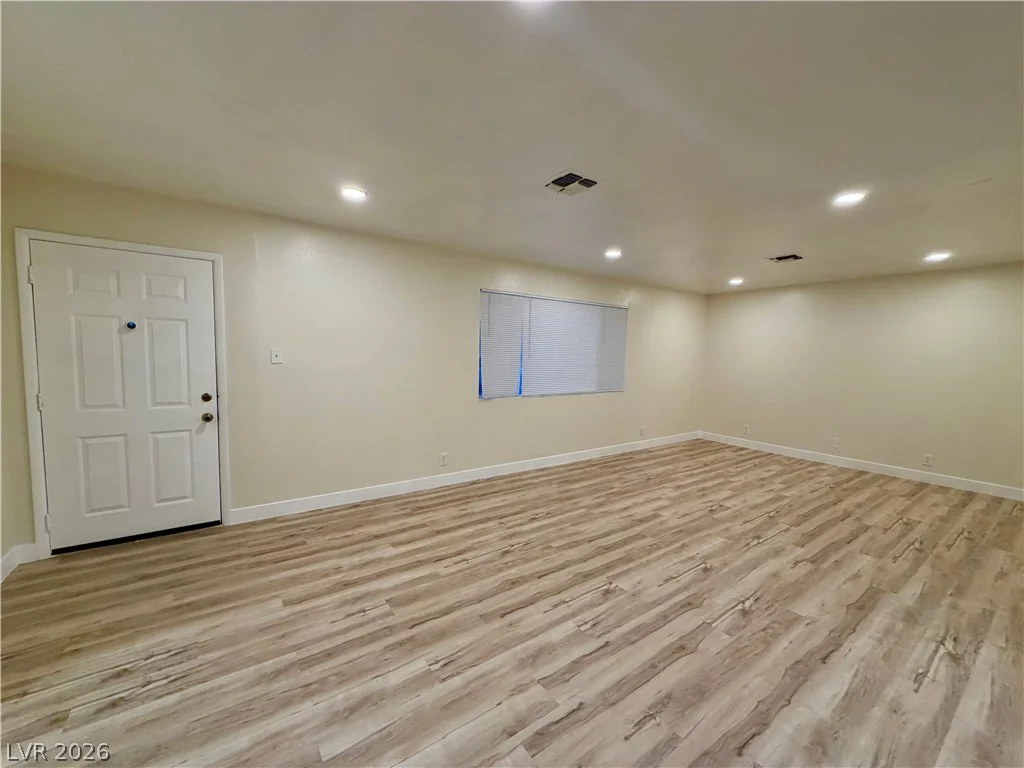 4875 Baltimore, Las Vegas, NV 89104