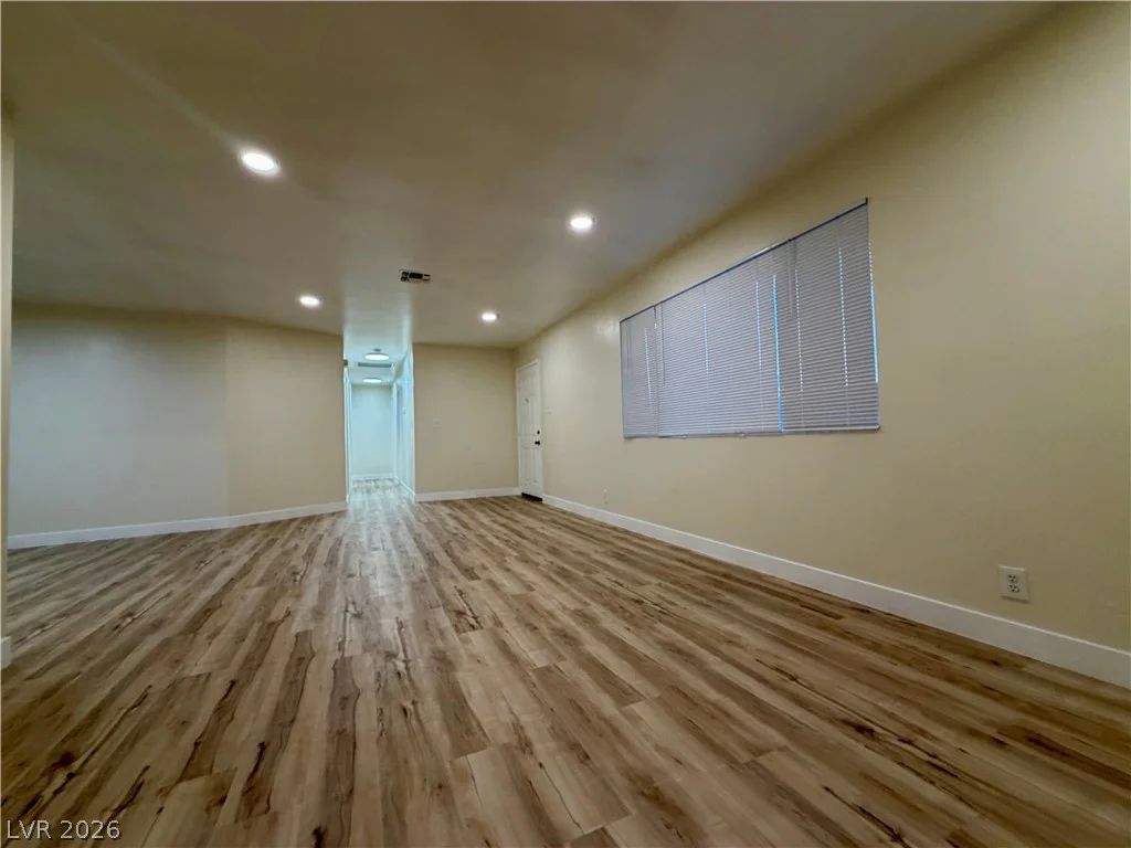 4875 Baltimore, Las Vegas, NV 89104