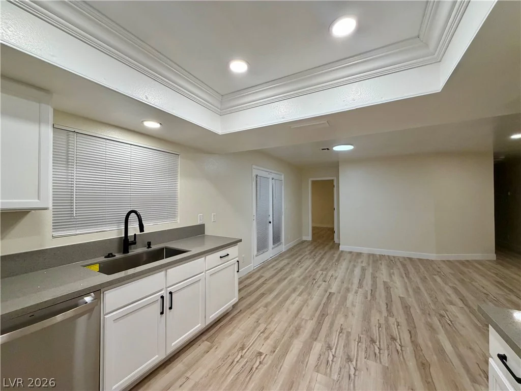 4875 Baltimore, Las Vegas, NV 89104