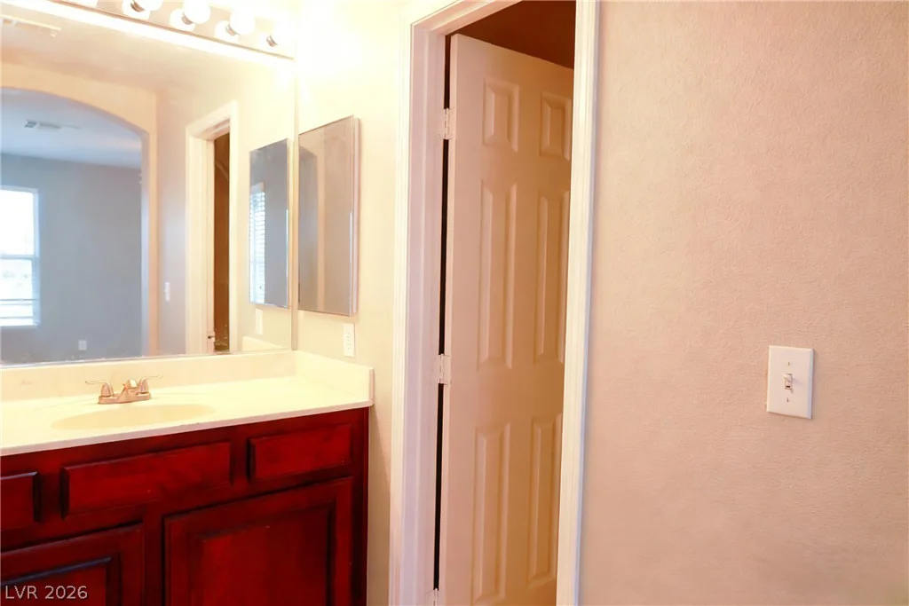 5095 Penryn, Las Vegas, NV 89139