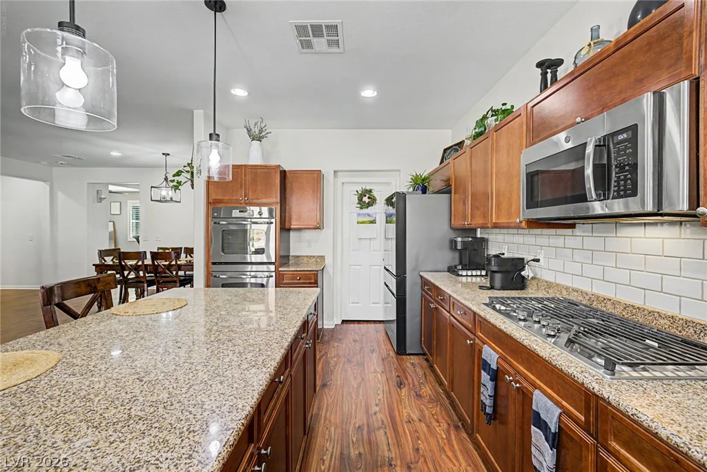 8221 Redbud Vine, North Las Vegas, NV 89085