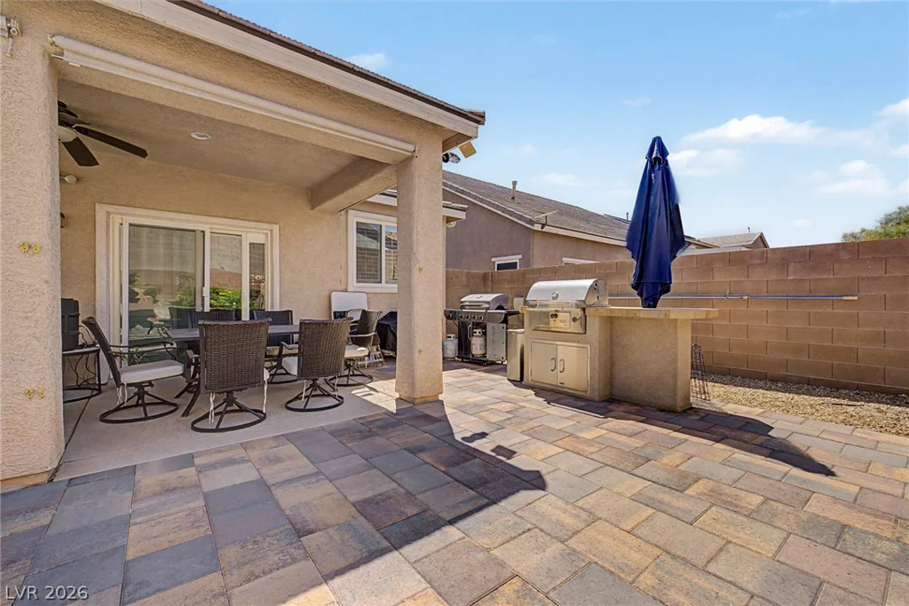 8221 Redbud Vine, North Las Vegas, NV 89085