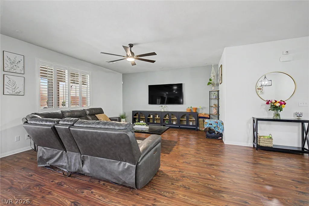 8221 Redbud Vine, North Las Vegas, NV 89085