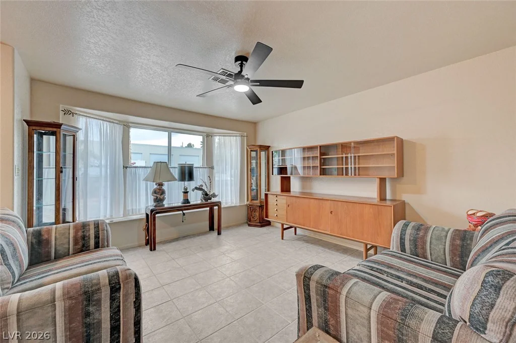 120 Middleton, Henderson, NV 89015