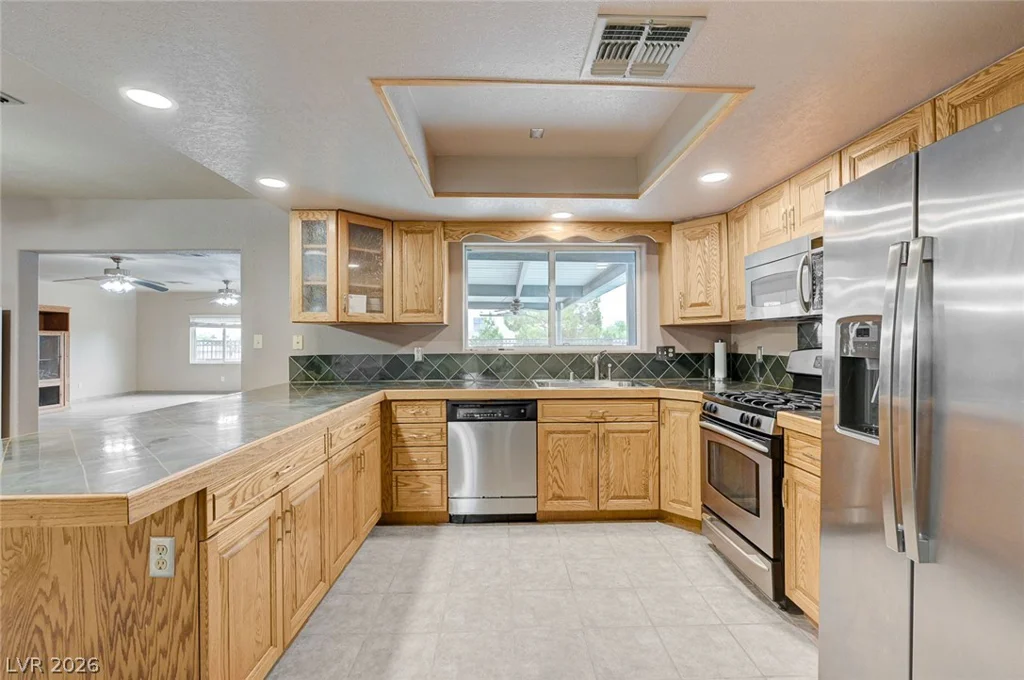 120 Middleton, Henderson, NV 89015