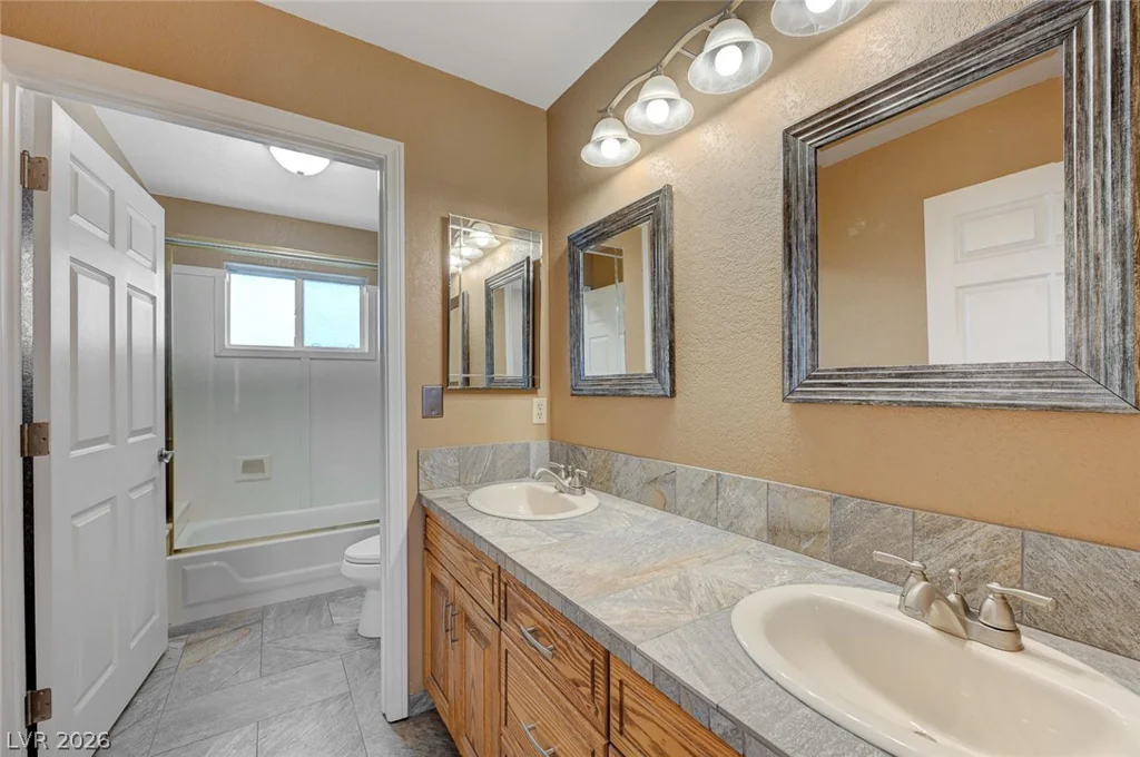 120 Middleton, Henderson, NV 89015