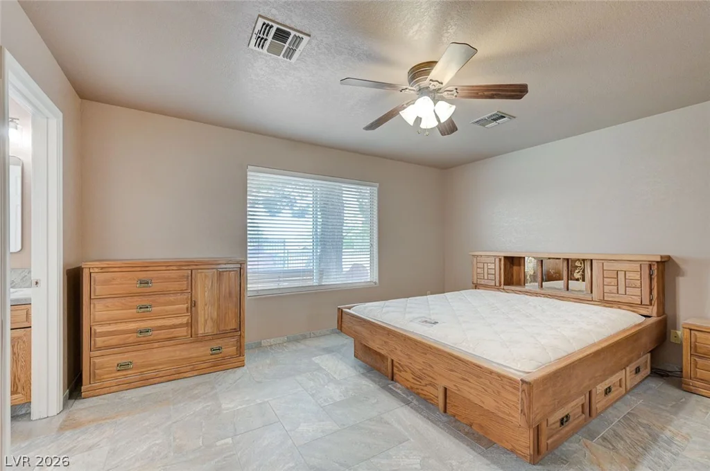 120 Middleton, Henderson, NV 89015
