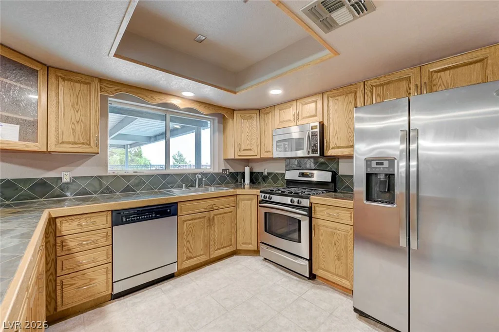 120 Middleton, Henderson, NV 89015