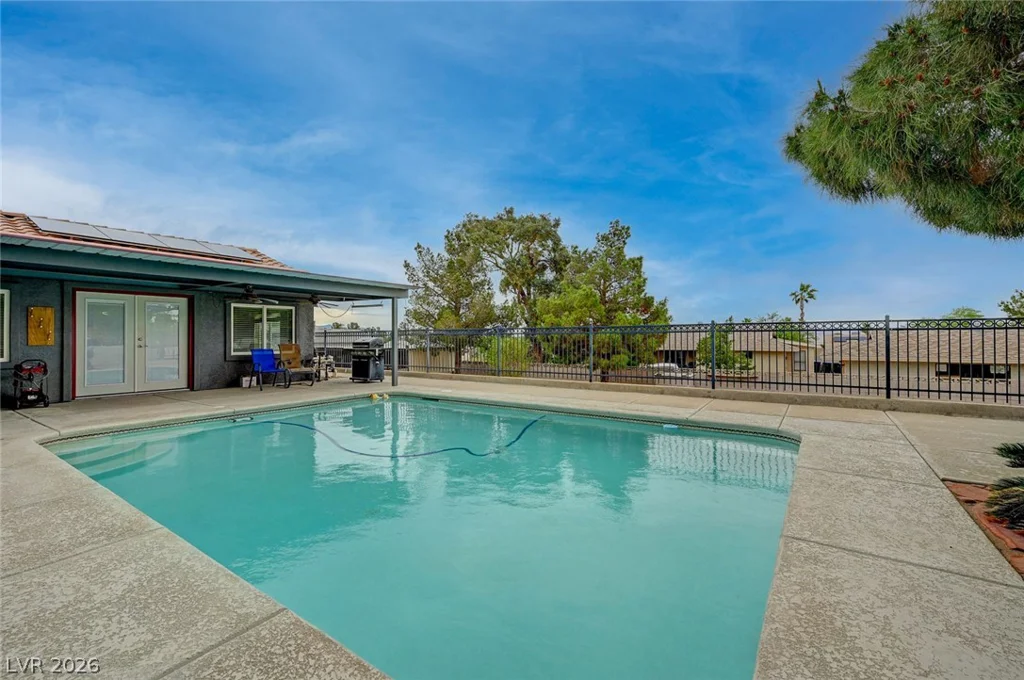 120 Middleton, Henderson, NV 89015