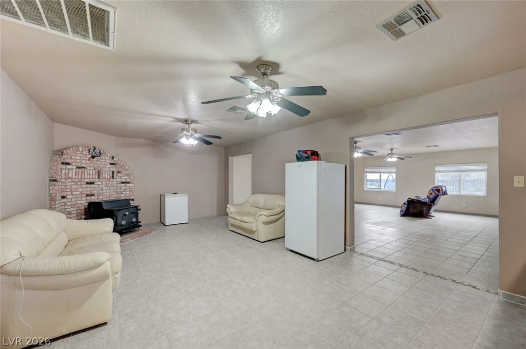 120 Middleton, Henderson, NV 89015