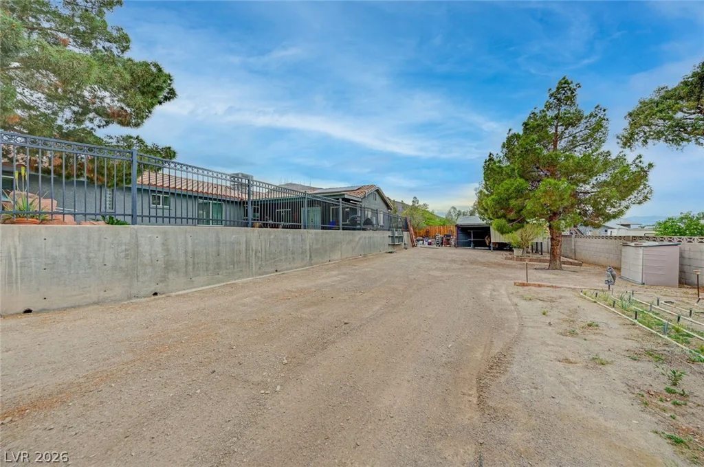 120 Middleton, Henderson, NV 89015
