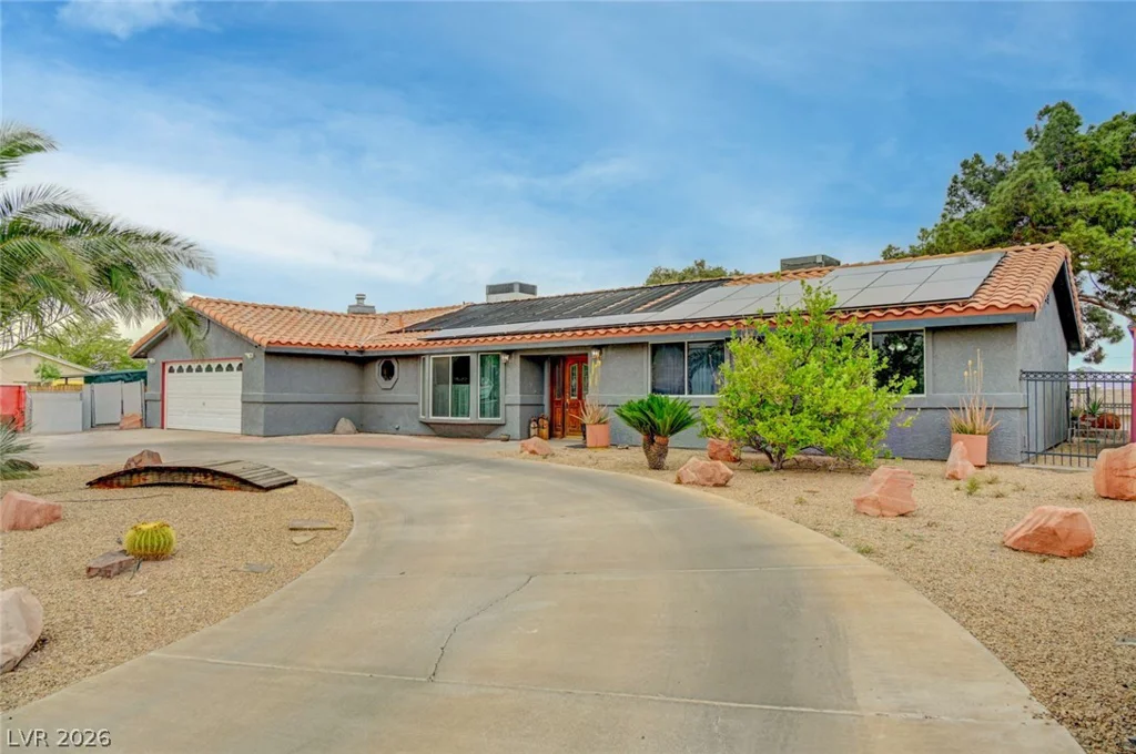 120 Middleton, Henderson, NV 89015